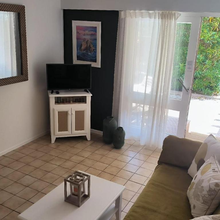 Superbe appart au golf de St Cyprien Piscine - Appartamento - 12