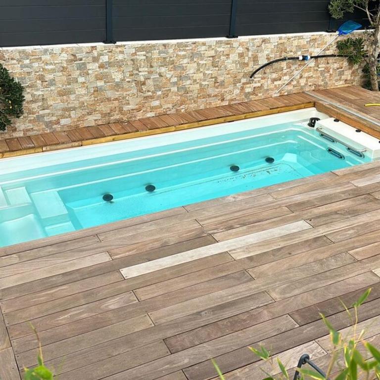Top of villa, private pool 7 people - One-Bedroom Apartment - 15