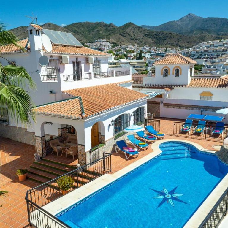 Villa Loly by Villa Plus - Villa - 1