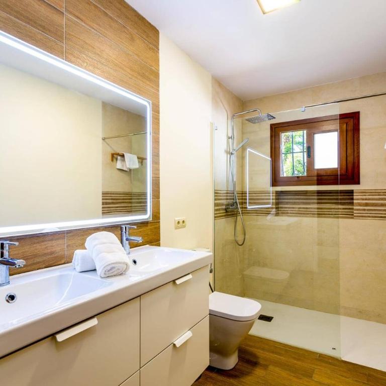 Villa Ramos by Villa Plus - Villa - 29