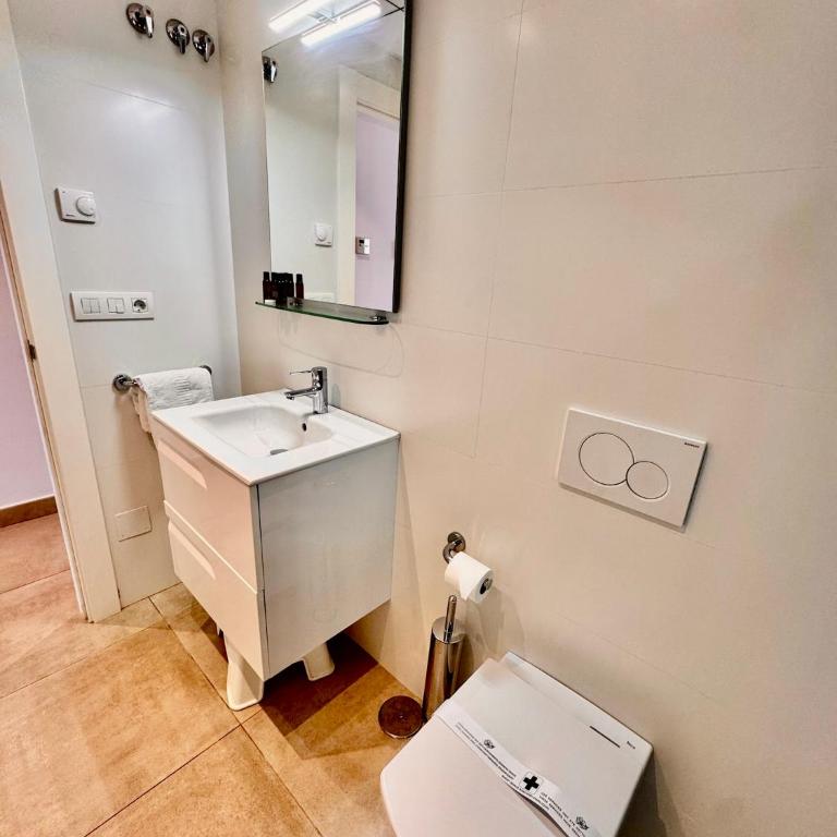 Vistamar Colors Boutique Luxury Apartments By DLV -Adults Only- - One-Bedroom Apartment - 44