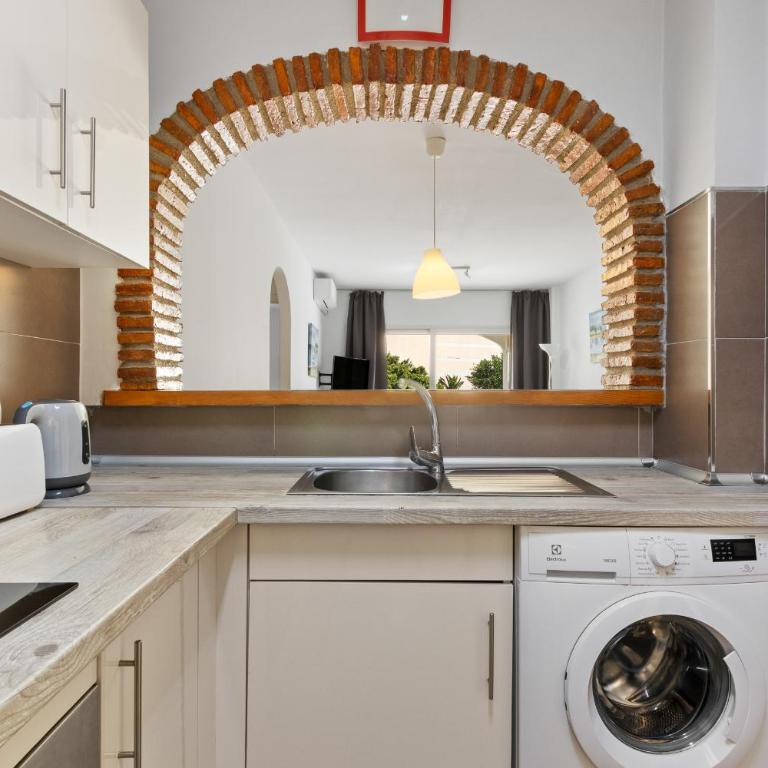 Erisa 25 by IVI Real Estate - Apartment with Terrace - 18