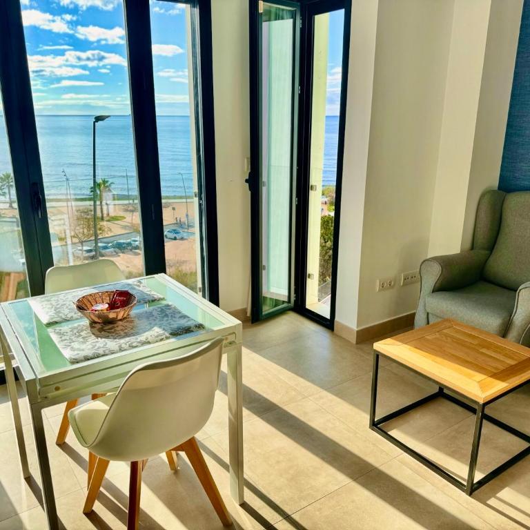 Vistamar Colors Boutique Luxury Apartments By DLV -Adults Only- - Studio with Sea View - 4