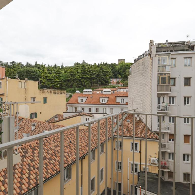 Suite Corso Italia 7 -Piazza Unità, Mare & Balcone - Appartamento con 1 Camera da Letto - 20