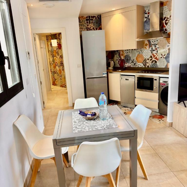 Vistamar Colors Boutique Luxury Apartments By DLV -Adults Only- - Two-Bedroom Apartment - 30