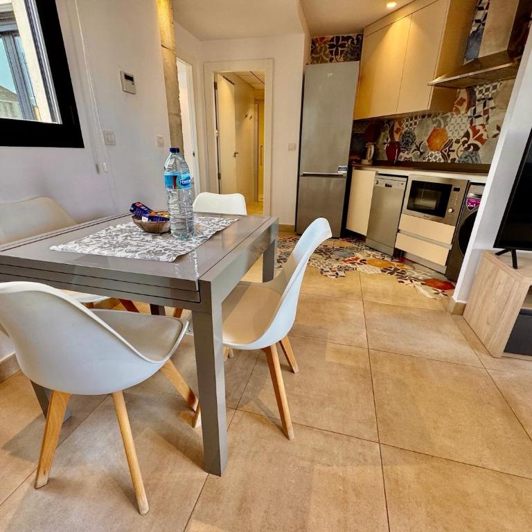Vistamar Colors Boutique Luxury Apartments By DLV -Adults Only- - Two-Bedroom Apartment - 33
