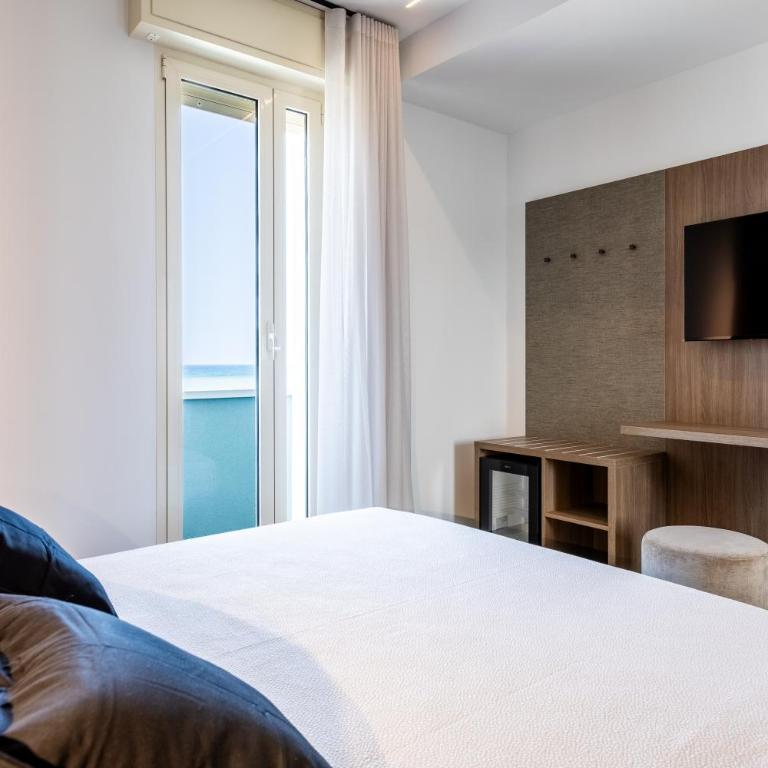 Hotel Acquamarina Viserba - Junior Suite con Vista Mare - 1
