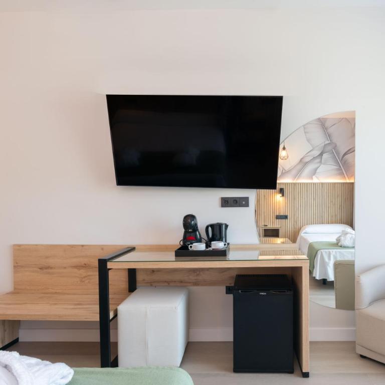 Hotel Parasol by Dorobe - Habitación Superior con cama extragrande - 5