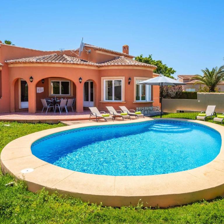 Villa Pomelo Blanco by Villa Plus - Villa - 1