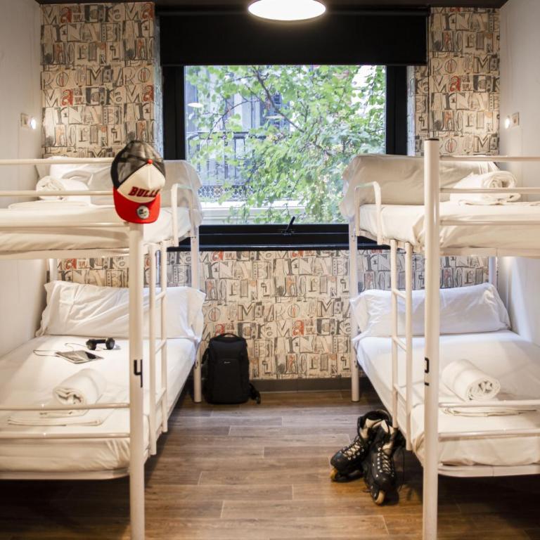 Room Ventura - Single Bed in 4-Bed Dormitory Room with Private Bathroom - 4