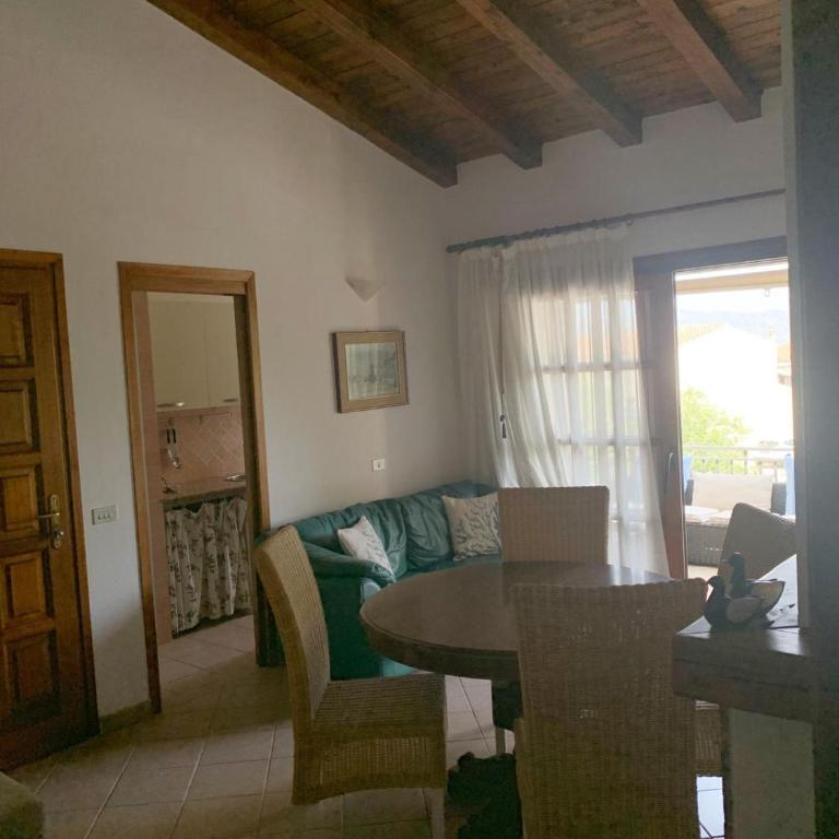 Splendido appartamento San Teodoro centro - Two-Bedroom Apartment - 9