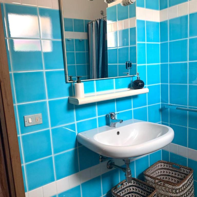 Splendido appartamento San Teodoro centro - Two-Bedroom Apartment - 17