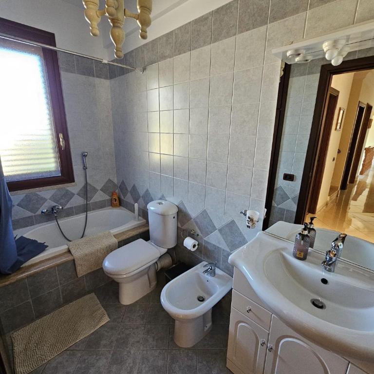 Villa Nino - Deluxe Queen Room - 8