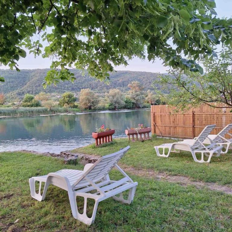 Guest House Seka - Three-Bedroom House - 24