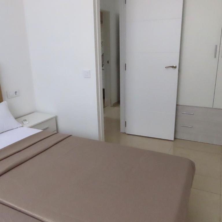 Suncanarias Apartamentos Cristal Playa La Arena - Apartamento Deluxe de 2 dormitorios con balcón - 6