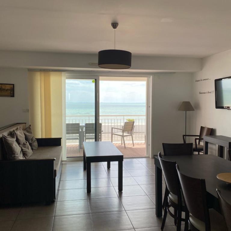 Résidence Belle Plage - Appartement 2 Chambres avec Terrasse et Vue sur la Mer - 9