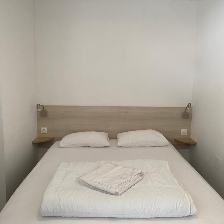 Résidence Belle Plage - Appartement 2 Chambres avec Terrasse et Vue sur la Mer - 7