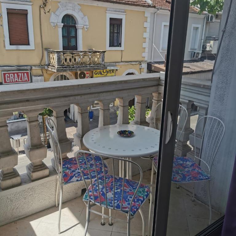 Stars Aspava Blue HOSTEL - 6-Bed Mixed Dormitory Room - 9