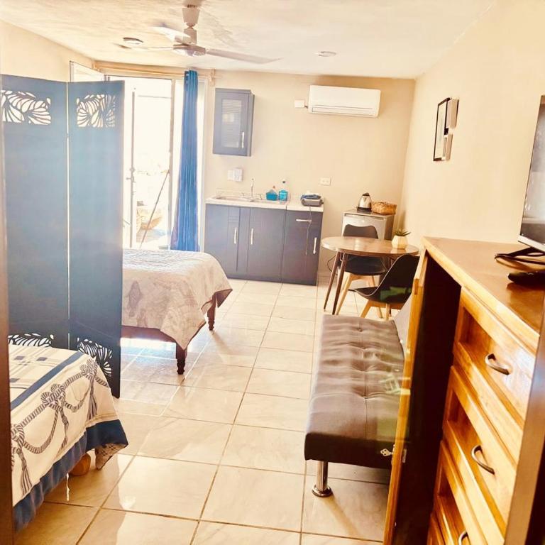 Olímpica - Room Plata - 5 Min Malecón - Two-Bedroom House - 8