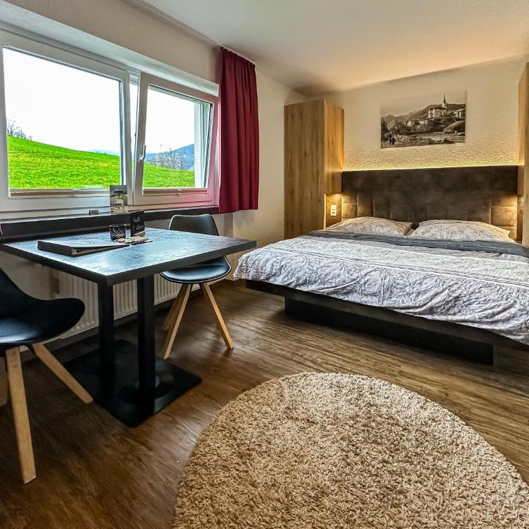 Appartement Bergfried Kaprun, Ski-in Ski-out, Sommerkarte und Panoramablick - Studio - 2