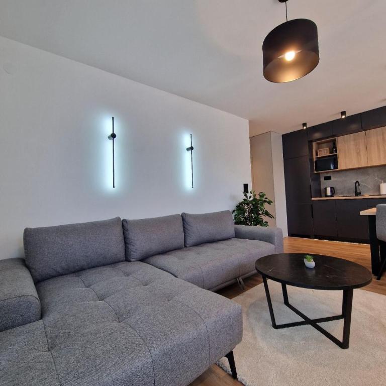 District 21 - One-Bedroom Apartment - 29