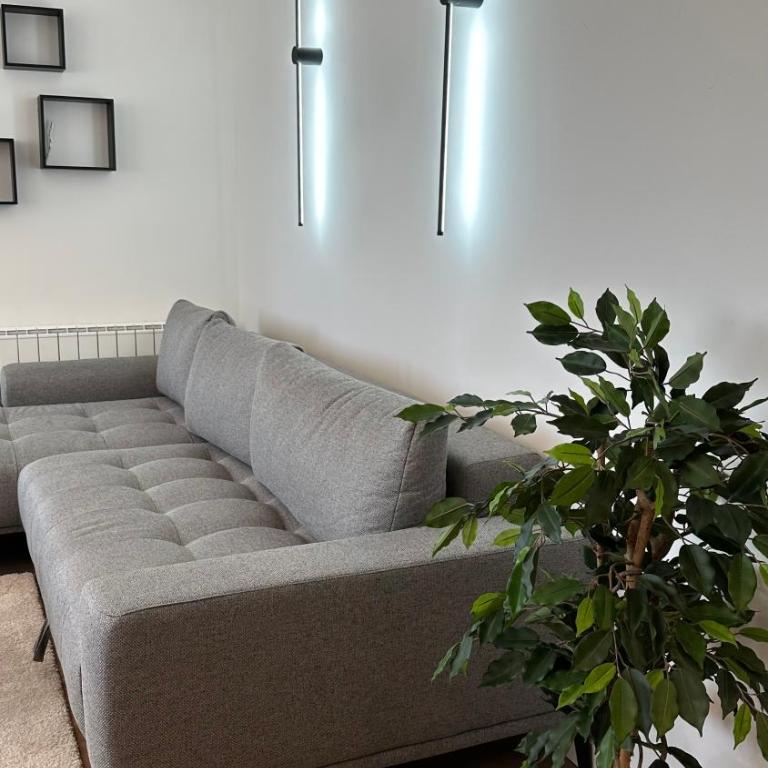 District 21 - One-Bedroom Apartment - 35