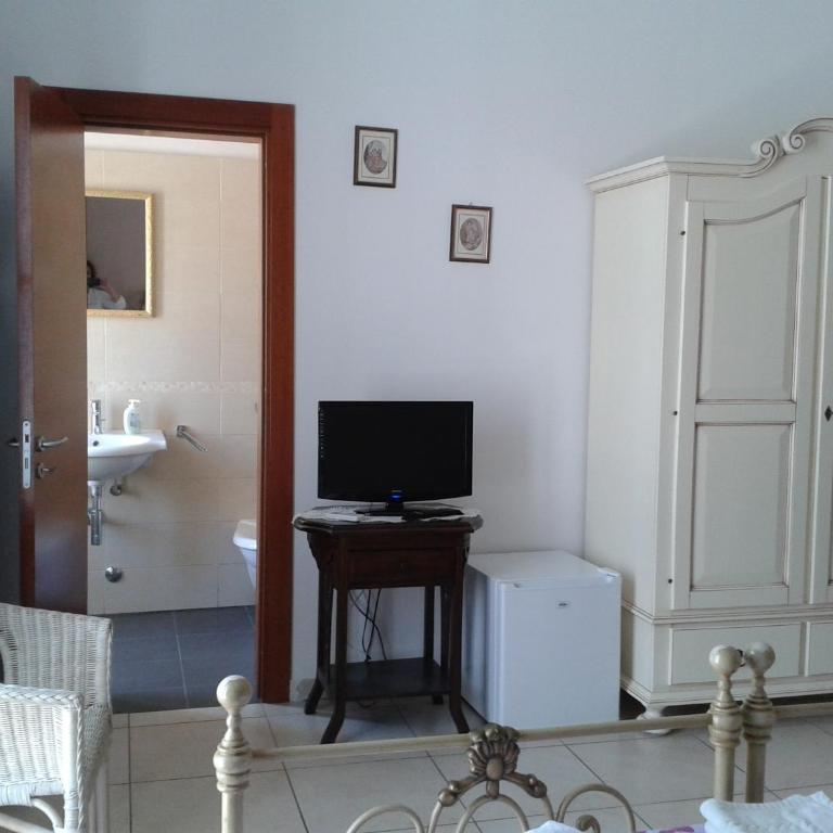 Mediterraneo Camere - Camera Tripla con Balcone - 6