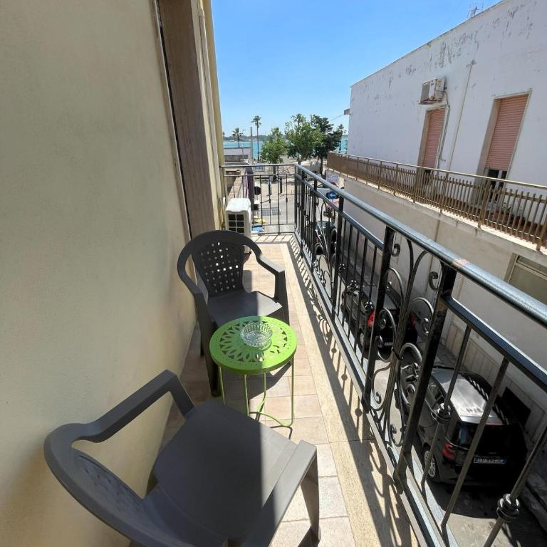 A casa di Iole VISTA MARE - Appartamento con 2 Camere da Letto - 10