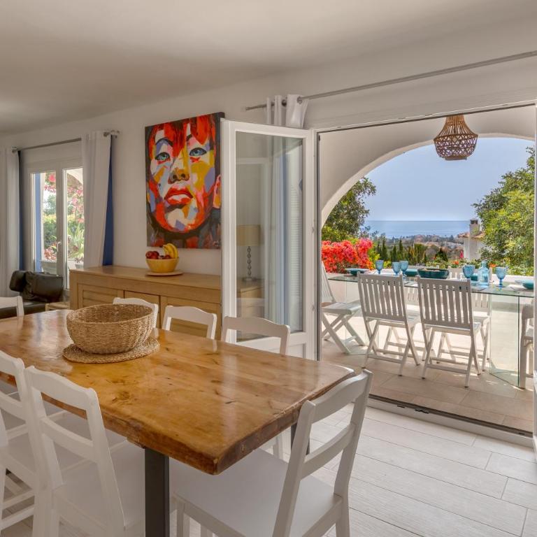 Hibiscus by Sun & Sea Homes - Villa frente a la playa - 14