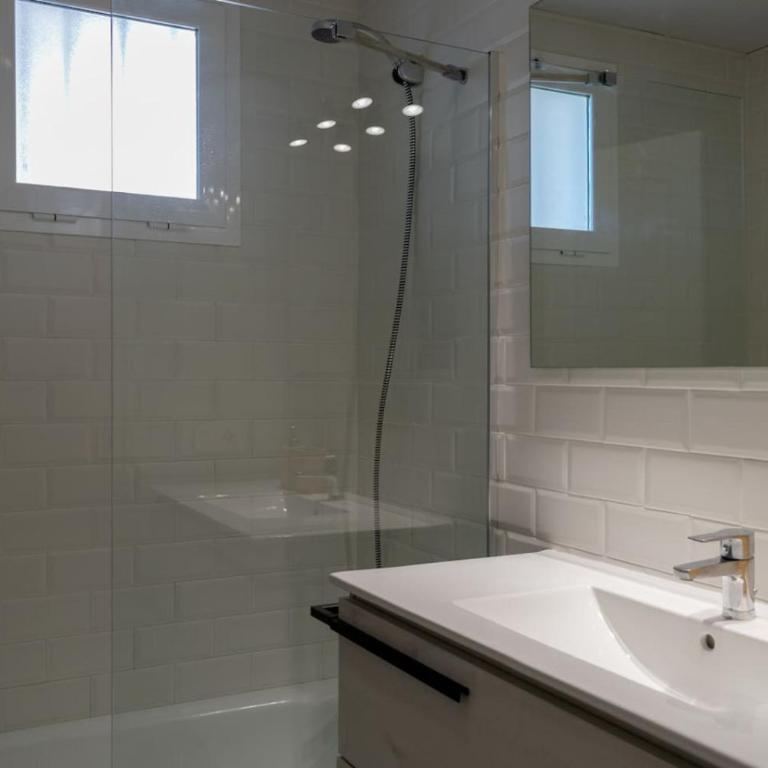 3BR Family apartment with pool - Apartamento - 8