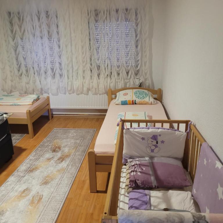 Apartman View Una - Three-Bedroom House - 16