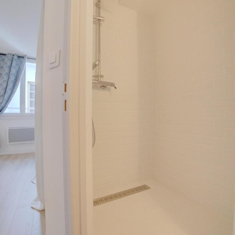 Charmant deux pièces en cœur de ville - Apartamento de 1 dormitorio - 2