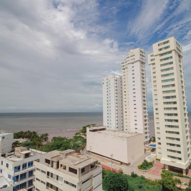 Rodadero White - Two-Bedroom Apartment - 10