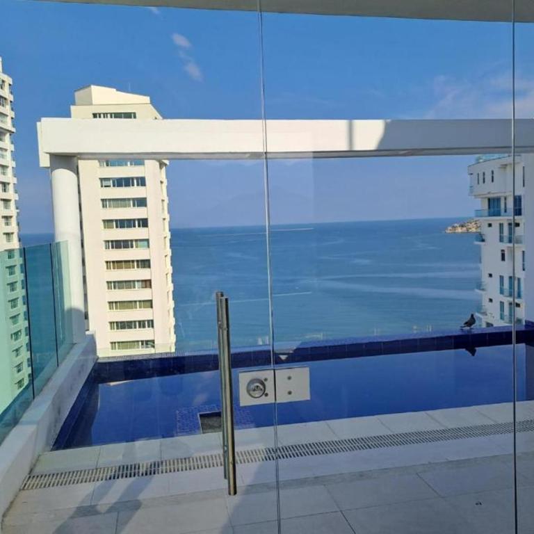 Rodadero White - Two-Bedroom Apartment - 11