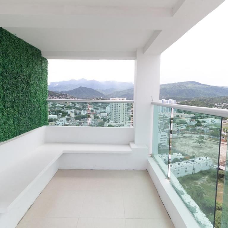 Rodadero White - Two-Bedroom Apartment - 12