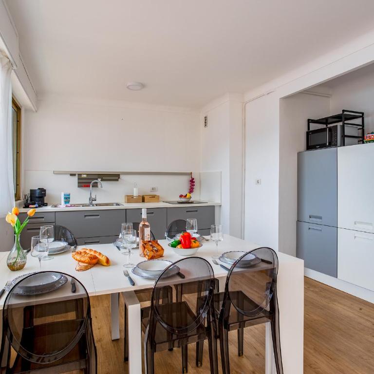 Dina palace AP4462 By Riviera Holiday Homes - Appartement 3 Chambres - Vue sur Mer - 6