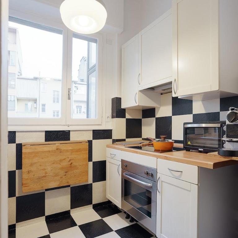 Santa Rita's Entertainment Hub - Two-Bedroom Apartment - 6