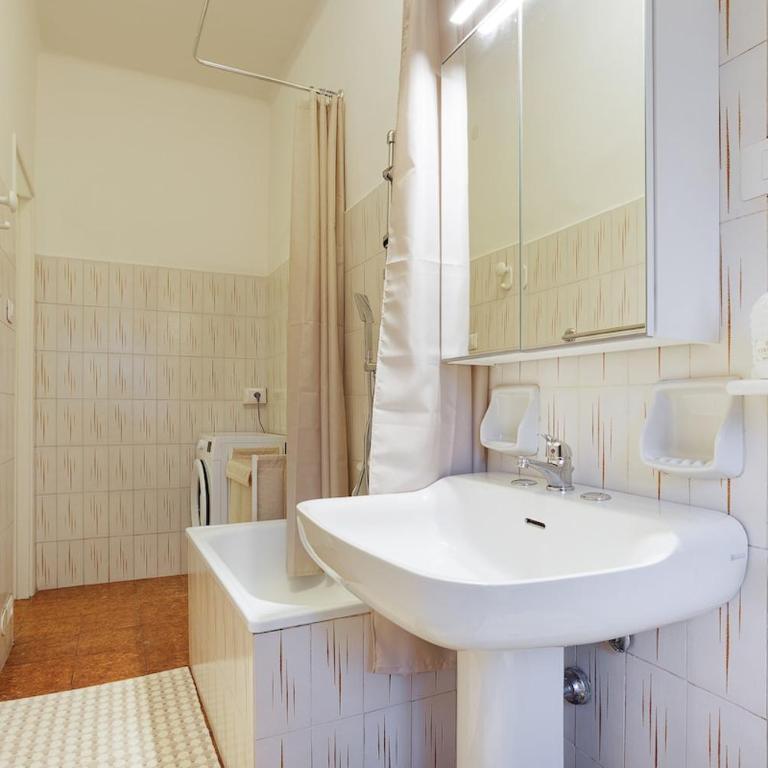 Santa Rita's Entertainment Hub - Two-Bedroom Apartment - 10