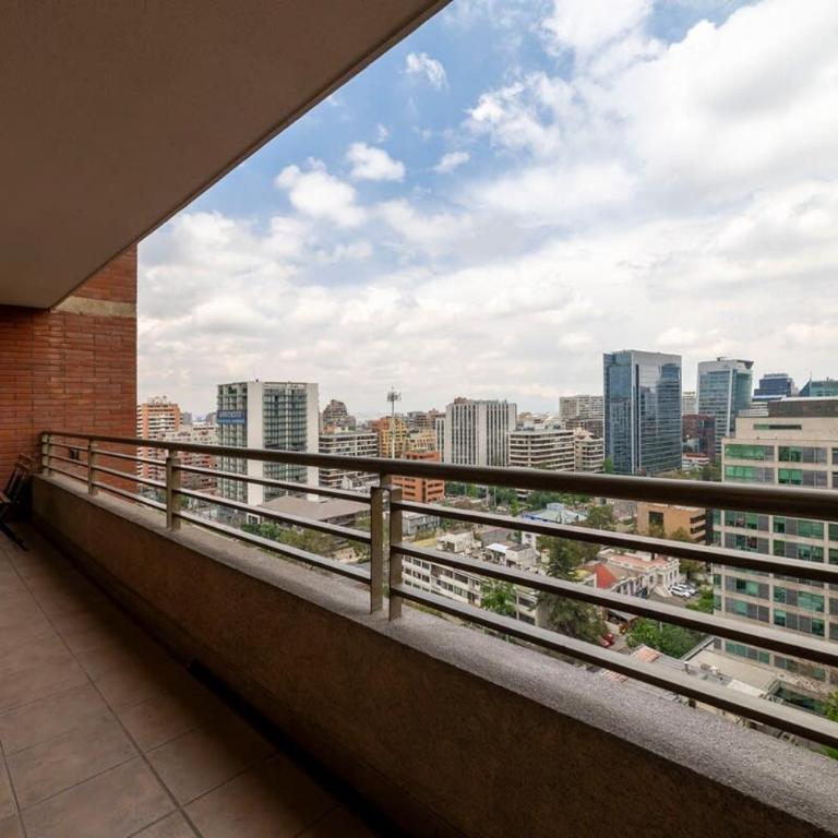 Relax in our comfortable 2BR apartment - Apartamento - 2