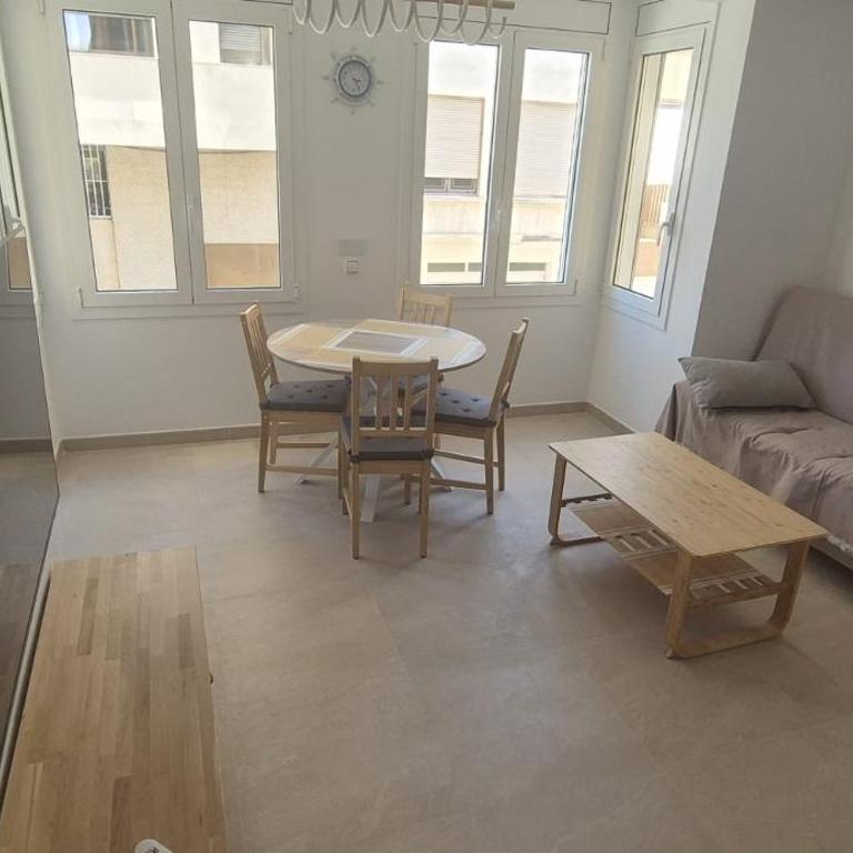 Vinaros Beach - One-Bedroom Apartment with Sea View - 11