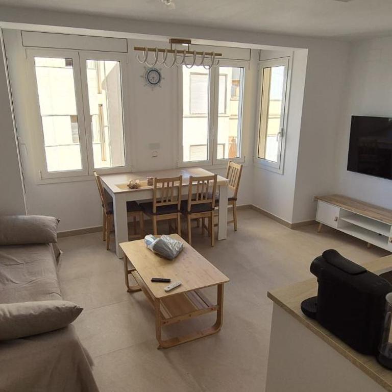 Vinaros Beach - Two-Bedroom Apartment with Terrace and Sea View - 21