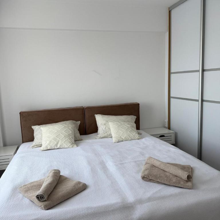 Aurum Modern - One-Bedroom Apartment - 15
