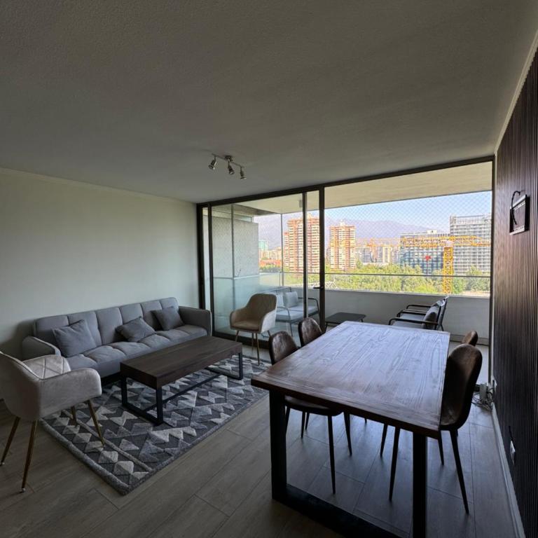 Central Park Plaza Apartments - Apartamento de 2 dormitorios - 50