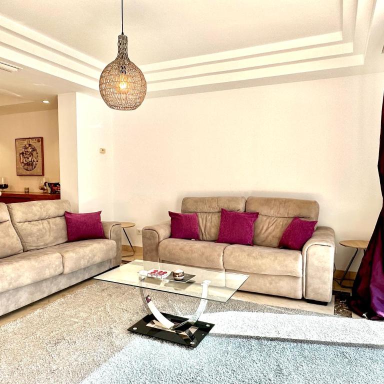 Duplex-penthouse with stunning panoramic view - Suite with Mountain View - 19
