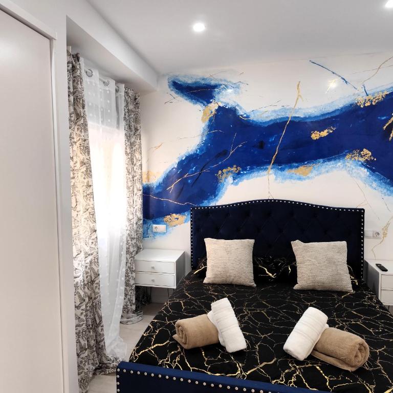 Alicante Central Luxe - Two-Bedroom Apartment - 15