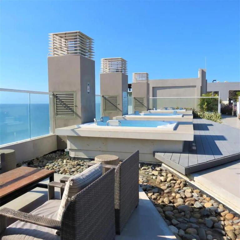 Ocean view apartment with access to pool and beach - Apartamento de 1 dormitorio con vistas al océano - 20