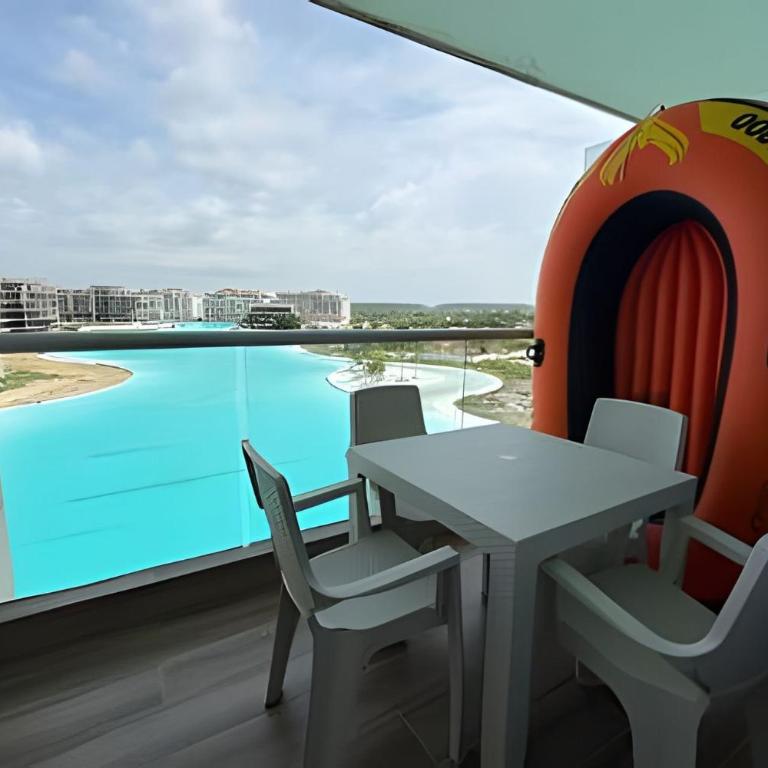 Vista a Laguna de Kristal + Bote inflable - One-Bedroom Apartment with Pool View - 2