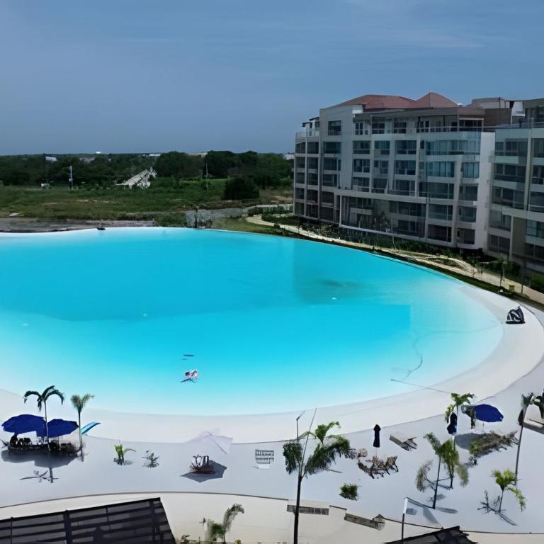Vista a Laguna de Kristal + Bote inflable - One-Bedroom Apartment with Pool View - 23