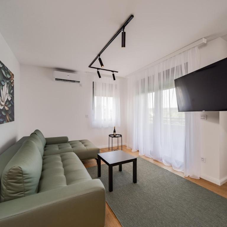 Rei 2 - One-Bedroom Apartment - 4