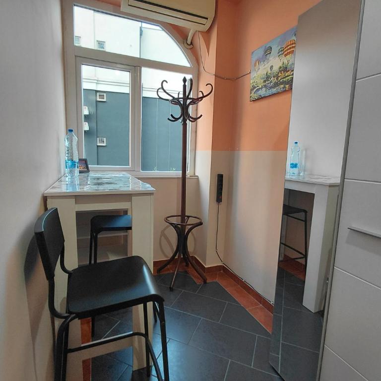 Black Cat Apartment - One-Bedroom Apartment - 7